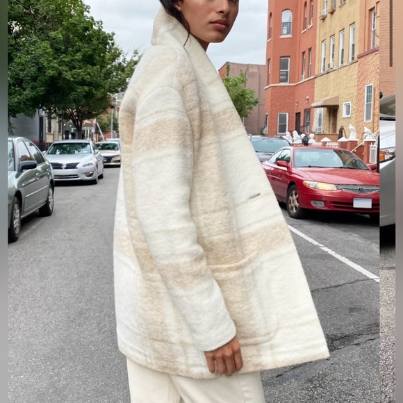 Aritzia Wilfred Free Off-Duty Jacket - Picture 3 of 13